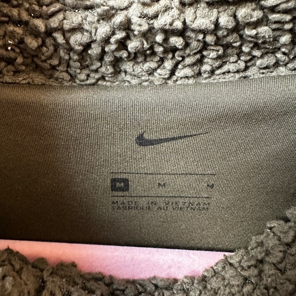 Nike Green Fleece Jacket/ Pullover - Picture 5 of 15
